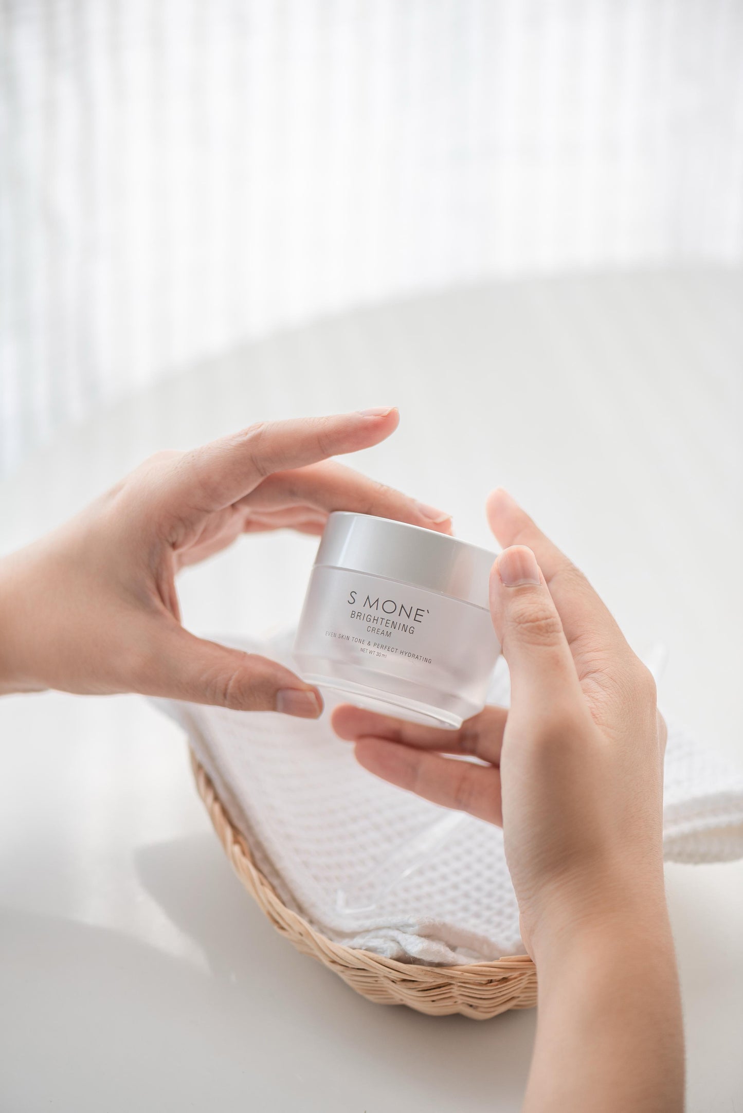 S’MONE Brightening Cream – Advanced Radiance Formula